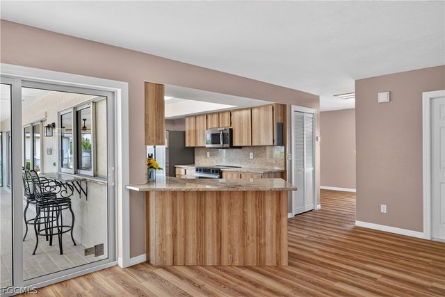 1308 SE 33rd ST, Cape Coral, FL 33904