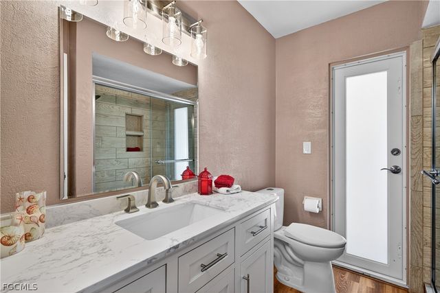 1308 SE 33rd ST, Cape Coral, FL 33904