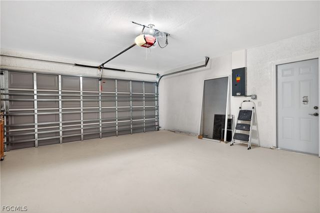 1308 SE 33rd ST, Cape Coral, FL 33904