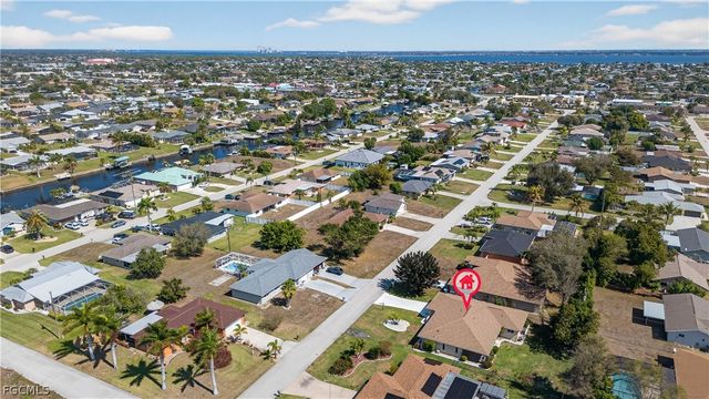 1308 SE 33rd ST, Cape Coral, FL 33904