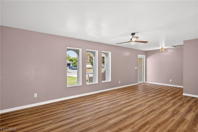 1308 SE 33rd ST, Cape Coral, FL 33904