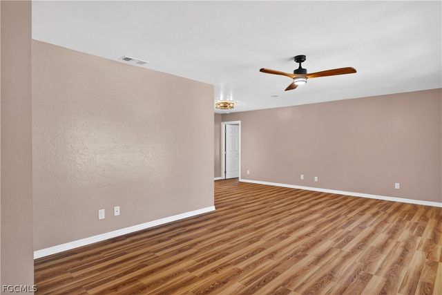 1308 SE 33rd ST, Cape Coral, FL 33904