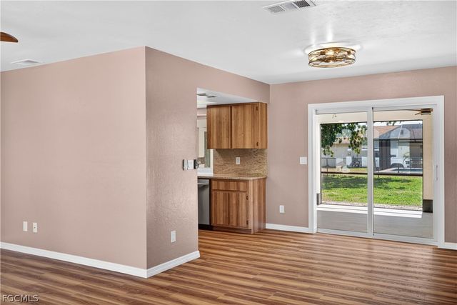 1308 SE 33rd ST, Cape Coral, FL 33904