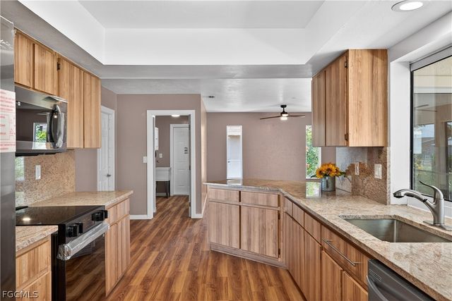 1308 SE 33rd ST, Cape Coral, FL 33904