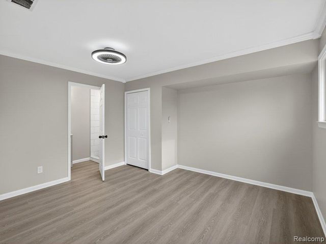 2149 Isabell Drive, Troy, MI 48083