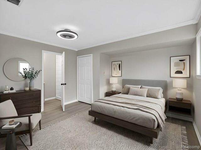 2149 Isabell Drive, Troy, MI 48083