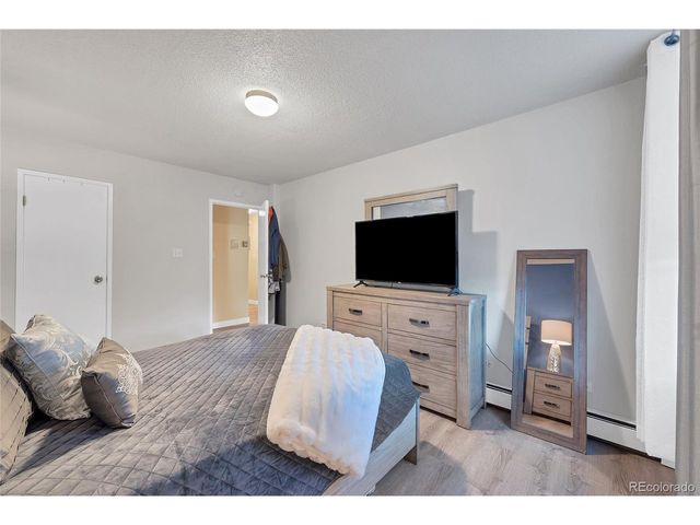 2281 S Vaughn Way 111A, Aurora, CO 80014