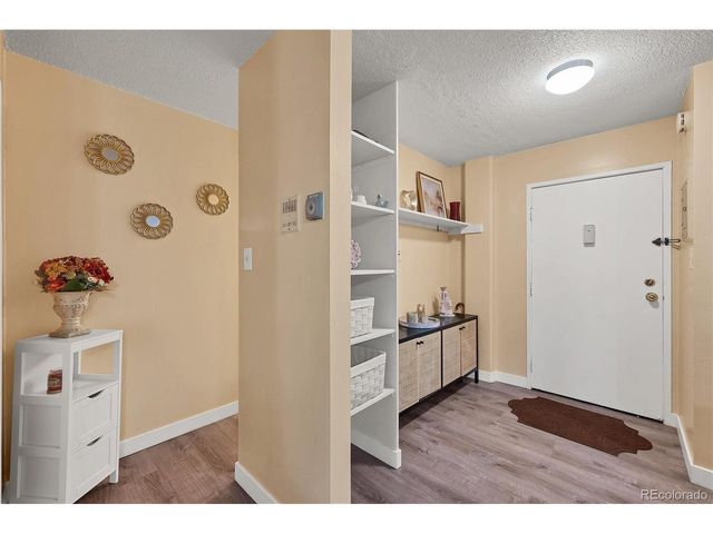 2281 S Vaughn Way 111A, Aurora, CO 80014