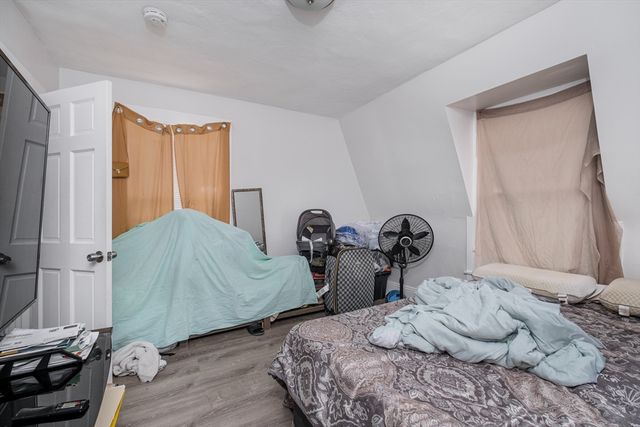 690-692 Main St 4, Malden, MA 02148