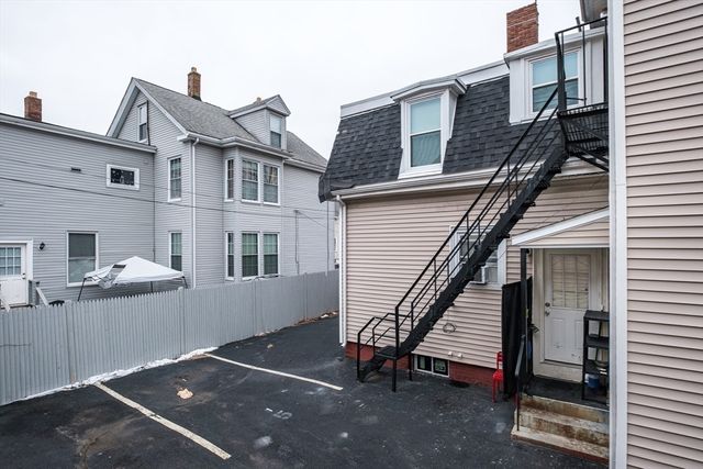 690-692 Main St 4, Malden, MA 02148