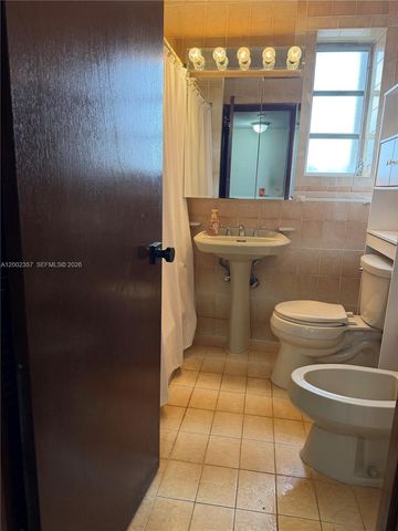 251 SW 69th Ave, Miami, FL 33144