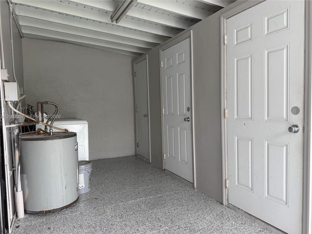 251 SW 69th Ave, Miami, FL 33144