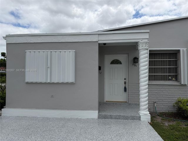 251 SW 69th Ave, Miami, FL 33144