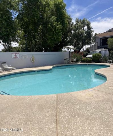 8888 N 47TH Avenue 239, Glendale, AZ 85302