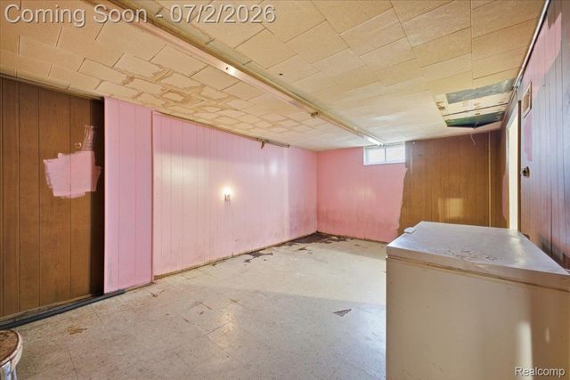5202 Dupont Street, Flint, MI 48505