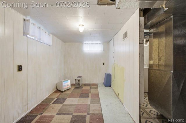 5202 Dupont Street, Flint, MI 48505