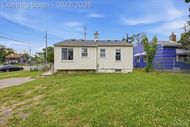 5202 Dupont Street, Flint, MI 48505