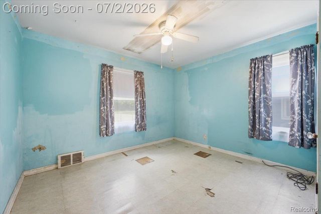 5202 Dupont Street, Flint, MI 48505