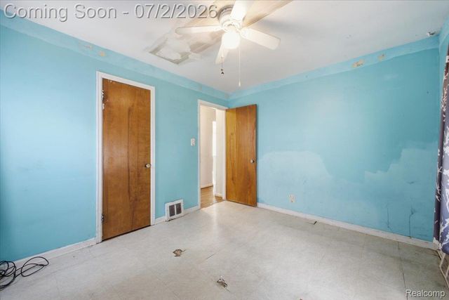 5202 Dupont Street, Flint, MI 48505