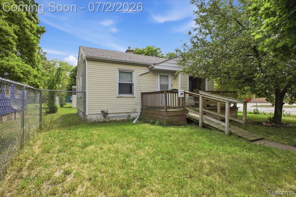 5202 Dupont Street, Flint, MI 48505