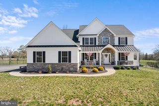 920 MINSI TRL, Perkasie, PA 18944