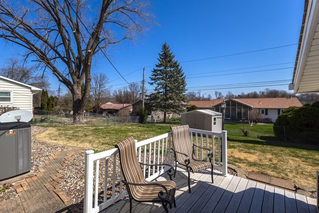 2690 9th Street, East Moline, IL 61244