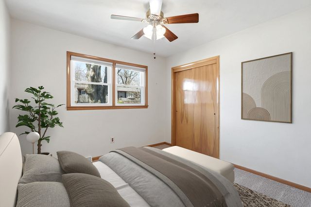 2690 9th Street, East Moline, IL 61244