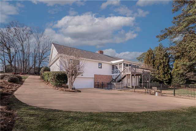 204 Muirfield Drive, Easley, SC 29642