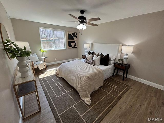 11640 Cedar Walk Drive, St Louis, MO 63146