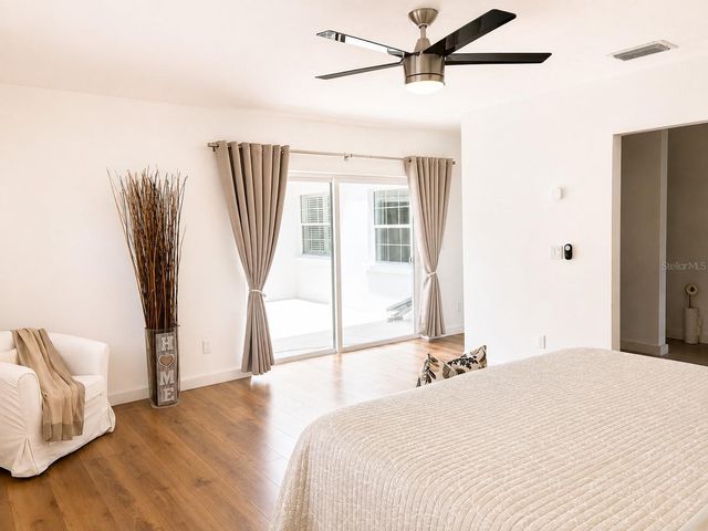 1712 INDIAN ROCKS ROAD, Belleair, FL 33756
