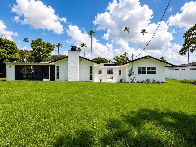 1712 INDIAN ROCKS ROAD, Belleair, FL 33756