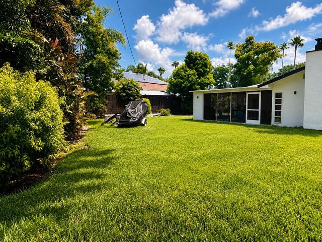 1712 INDIAN ROCKS ROAD, Belleair, FL 33756