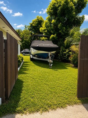 1712 INDIAN ROCKS ROAD, Belleair, FL 33756