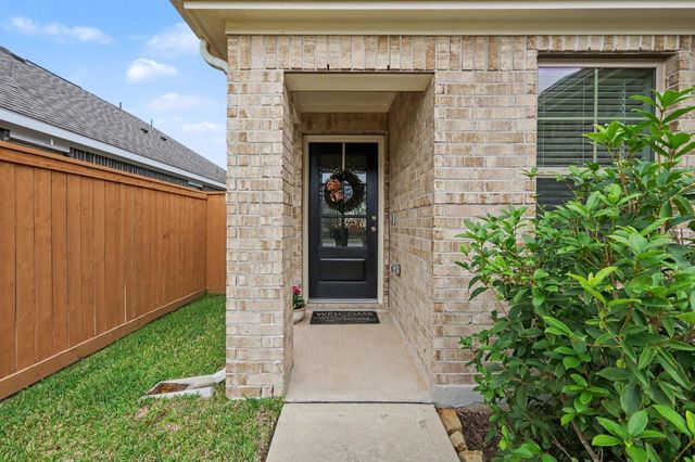 8214 Royal Breeze Drive, Cypress, TX 77433