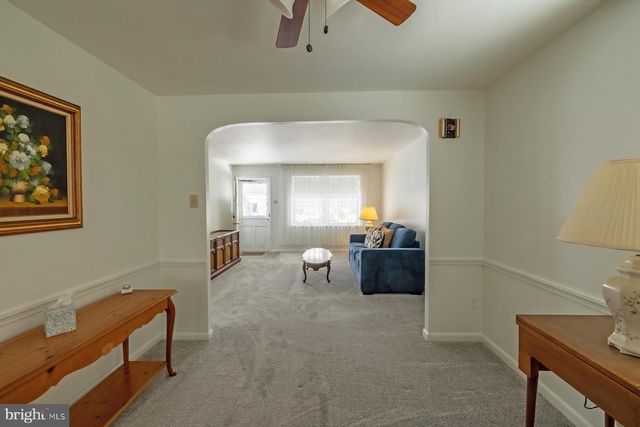 915 BORBECK AVE, Philadelphia, PA 19111