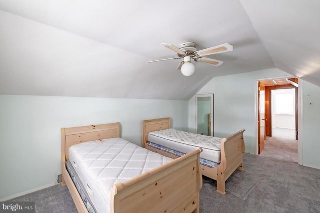 915 BORBECK AVE, Philadelphia, PA 19111