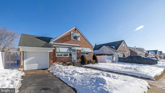 915 BORBECK AVE, Philadelphia, PA 19111