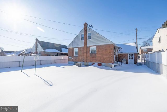 915 BORBECK AVE, Philadelphia, PA 19111