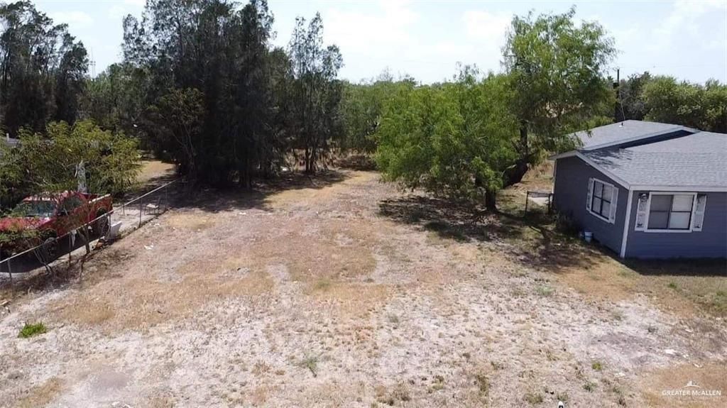 1233 S Washington Avenue, Mercedes, TX 78570