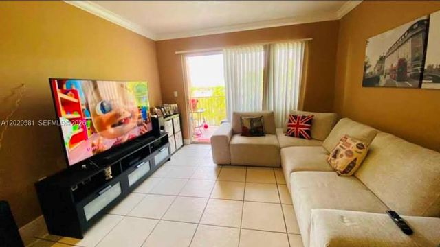 15221 SW 80th St 406, Miami, FL 33193