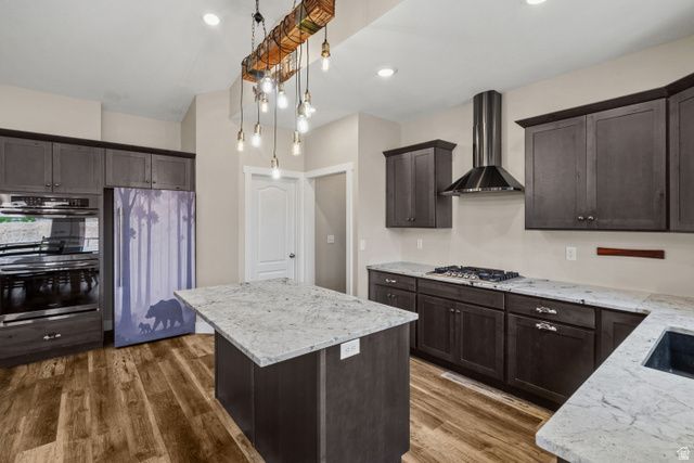 2574 W 1900 N, Farr West, UT 84404