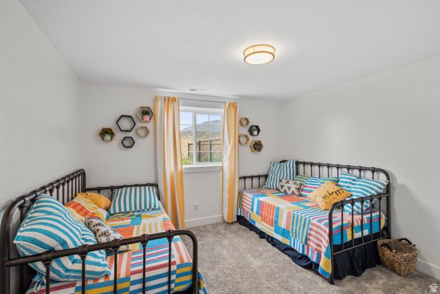 2574 W 1900 N, Farr West, UT 84404