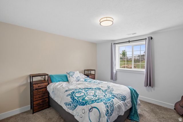 2574 W 1900 N, Farr West, UT 84404