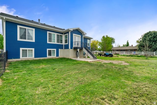 2574 W 1900 N, Farr West, UT 84404