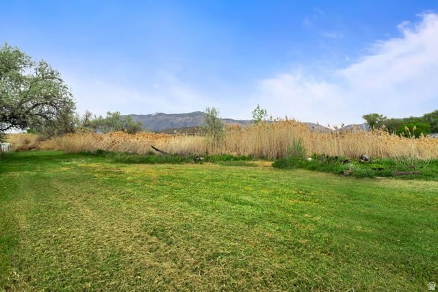 2574 W 1900 N, Farr West, UT 84404