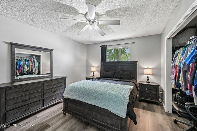 2702 PINEWOOD Boulevard N, Middleburg, FL 32068