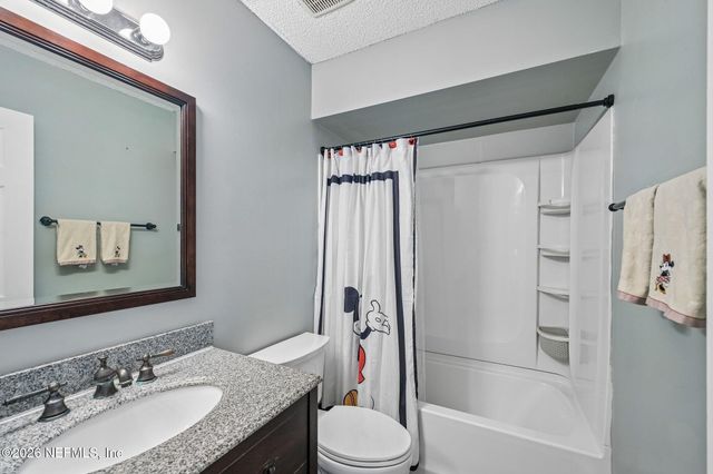2702 PINEWOOD Boulevard N, Middleburg, FL 32068