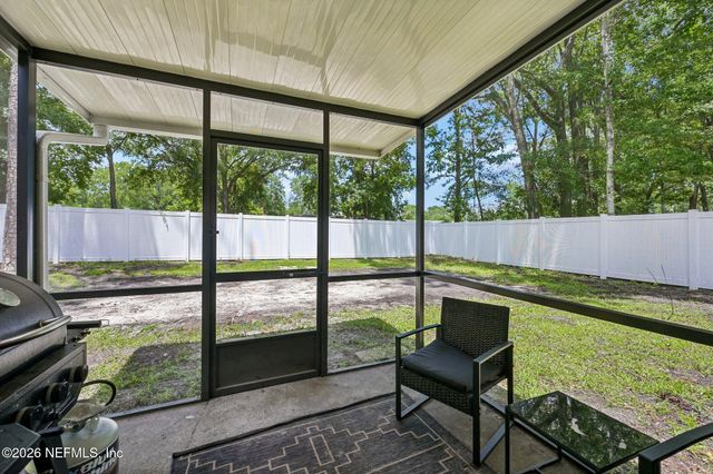 2702 PINEWOOD Boulevard N, Middleburg, FL 32068