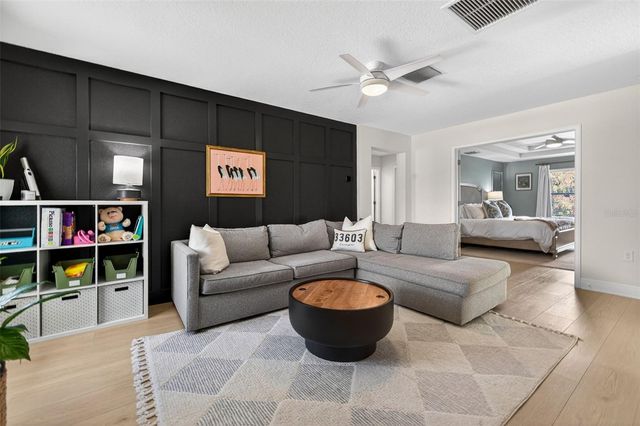 1031 W ALFRED STREET, Tampa, FL 33603