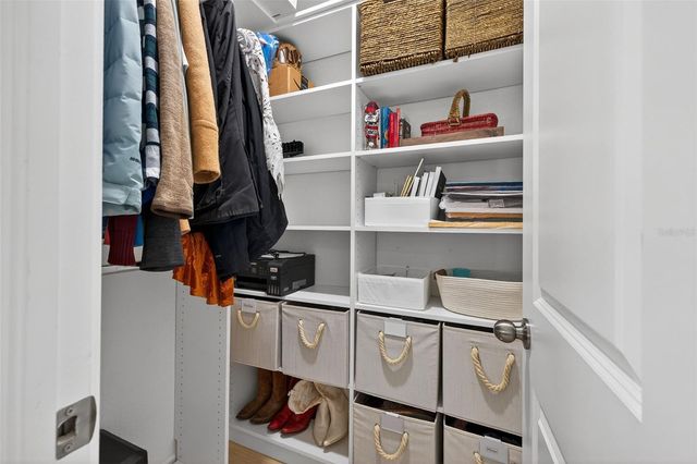 1031 W ALFRED STREET, Tampa, FL 33603